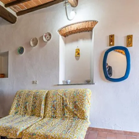 Capannili - Goelba Apartment *